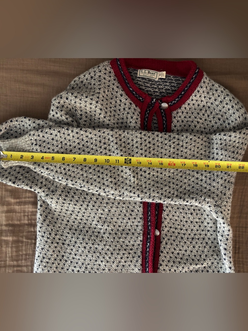 L.L. Bean Women's Light Gray Knit Cardigan with Burgundy Trim - Picture 9 of 16